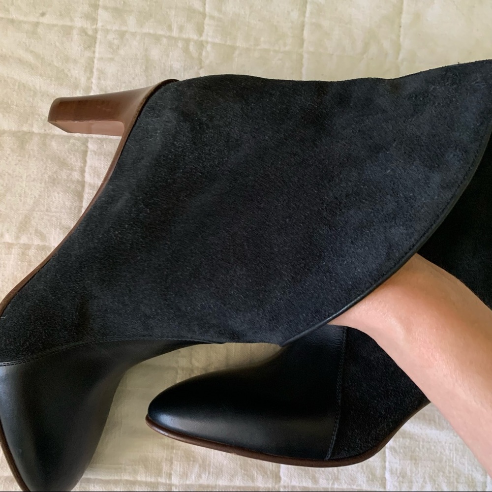 CHLOÉ NWOT Fold-Over Bicolor Ankle Boot - Picture 14 of 15